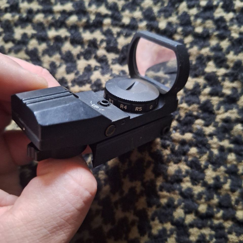 Image 3 - Truglo Red/Green Dot sight