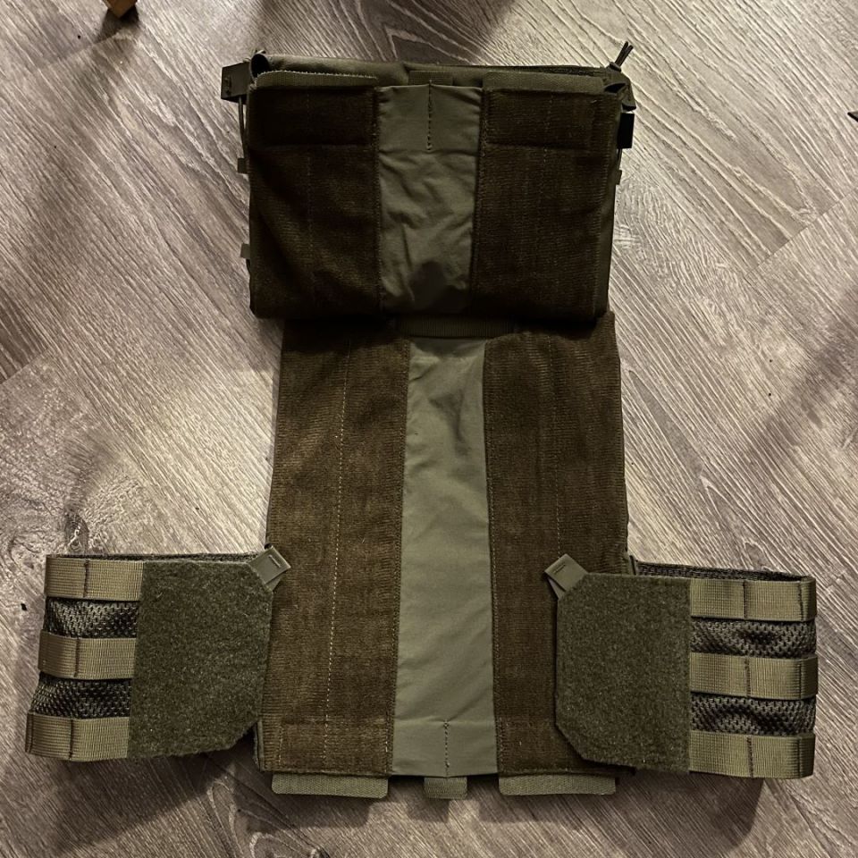 Image 3 - Helikon-Tex Guardian Carrier