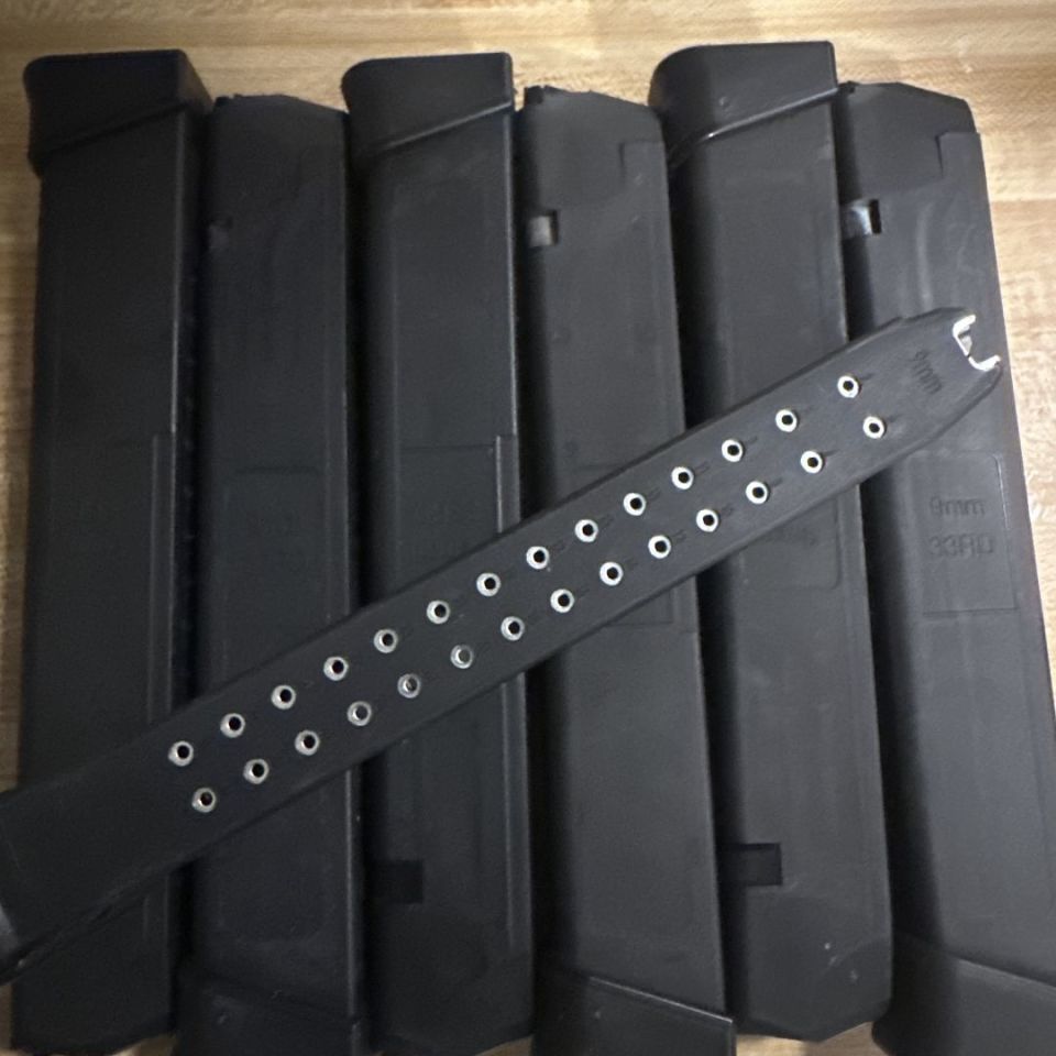 Image 2 - 33rd Glock 9mm magazines