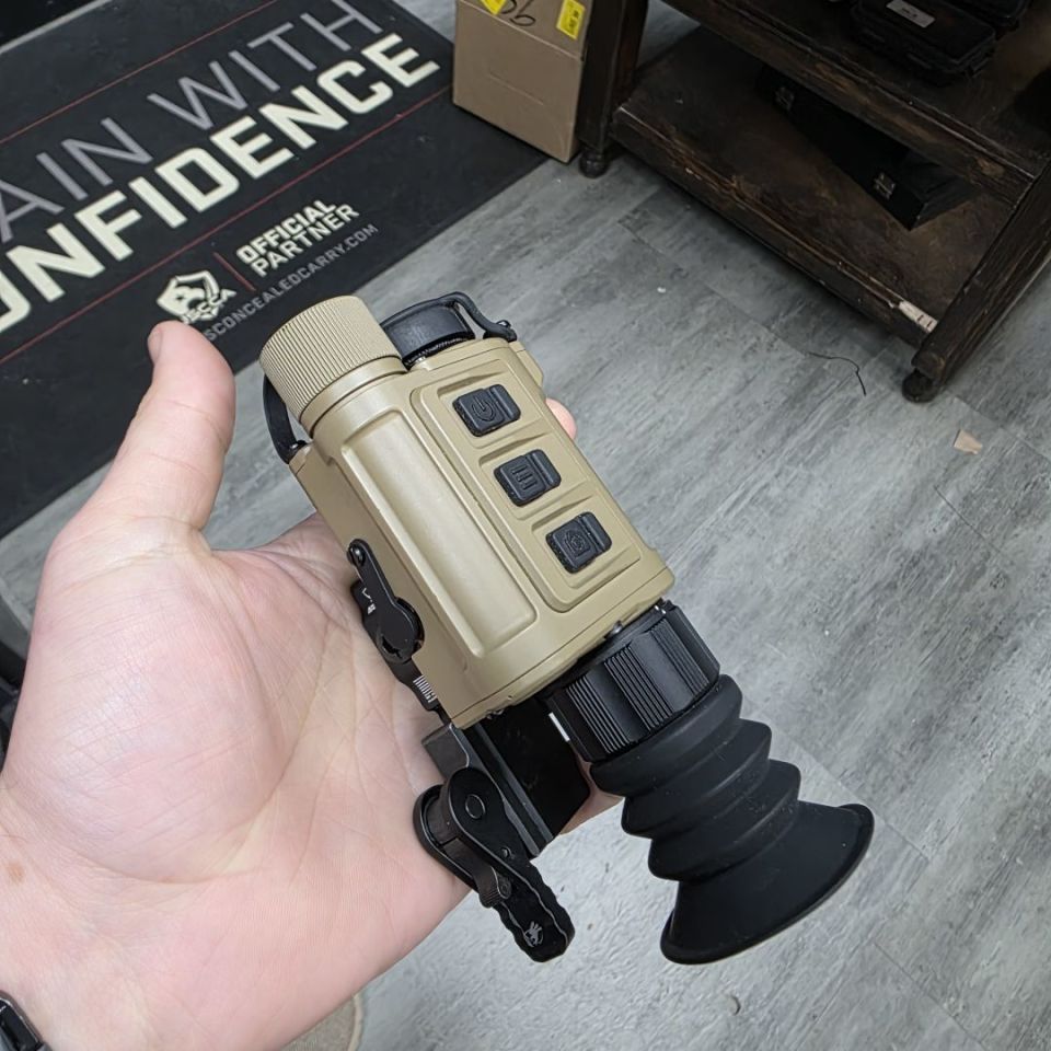 Image 2 - Like New iRay RH25 V1, 640