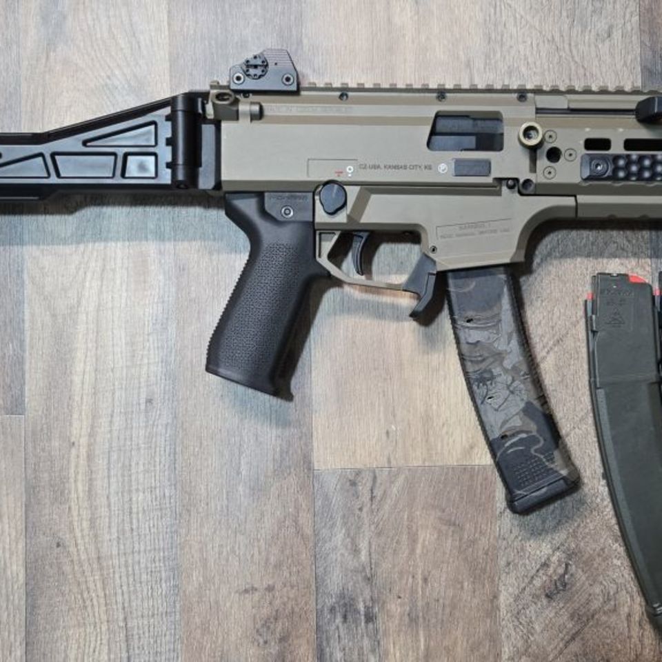 Image 2 - Scorpion evo 3 s1