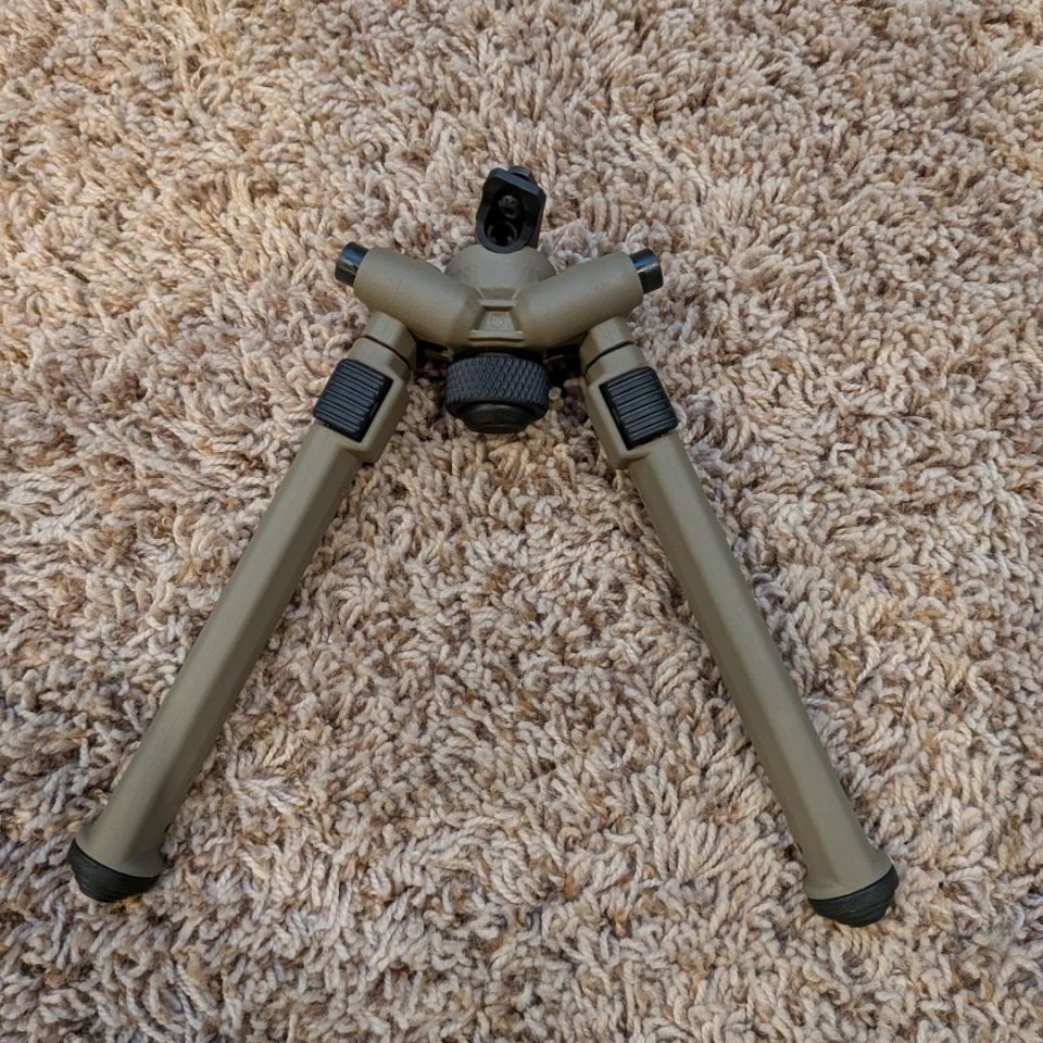 Image 1 - Magpul M-LOK Bipod - Flat Dark