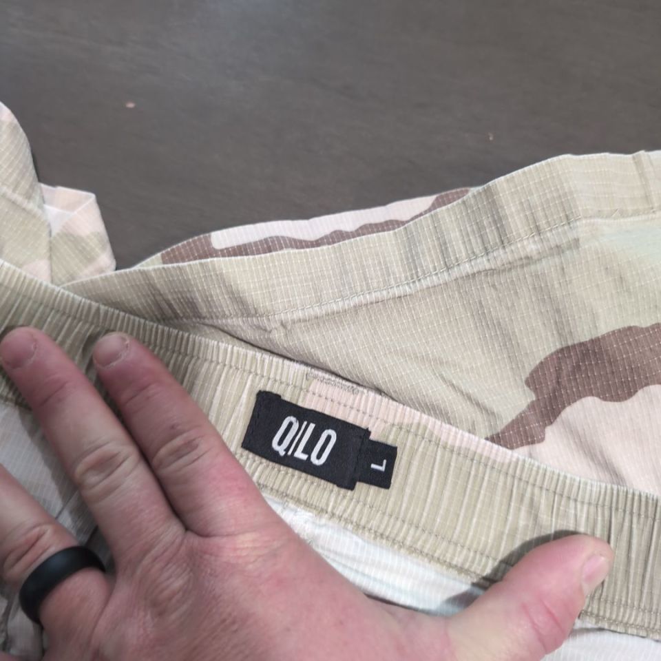 Image 3 - Qilo DCU shorts (Large)