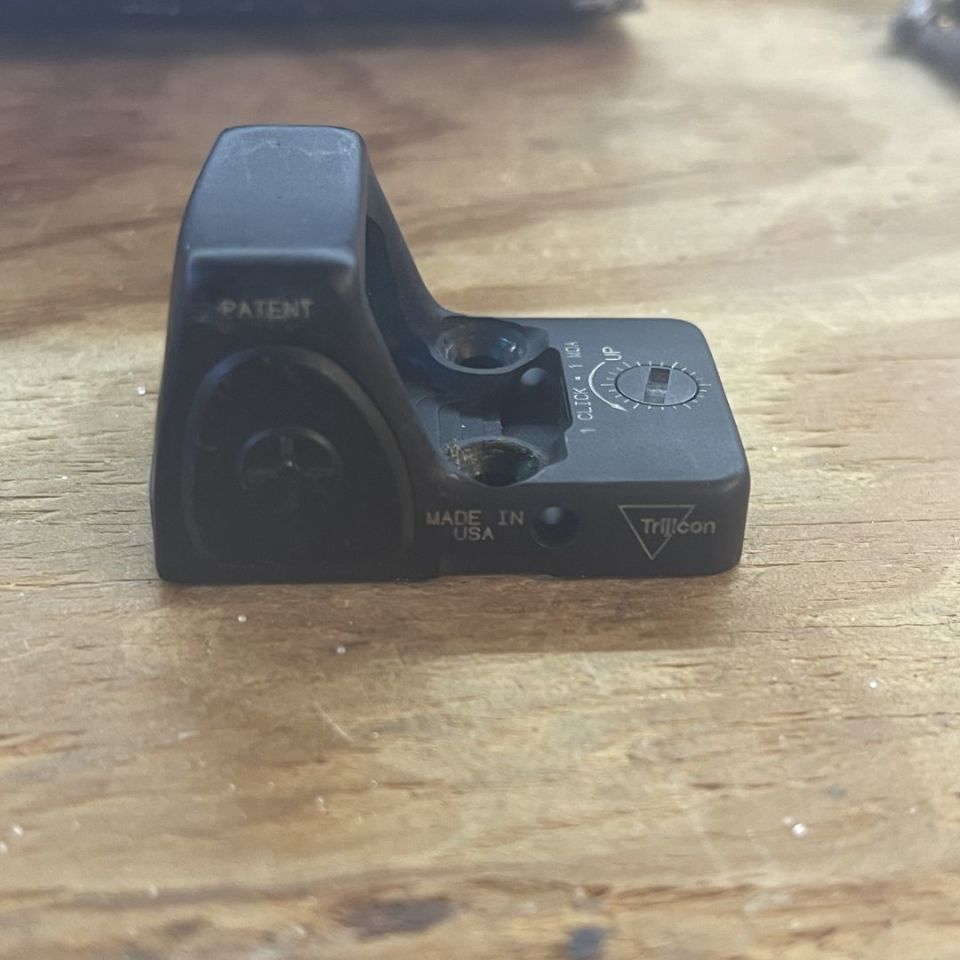 Image 2 - Trijicon RMR RM06 red dot 