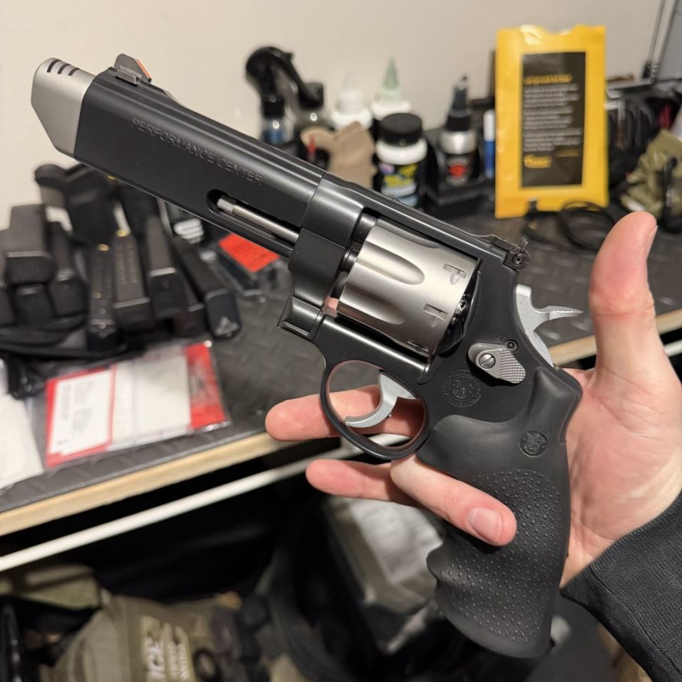 Image 1 - Smith and Wesson 627 V-Comp 