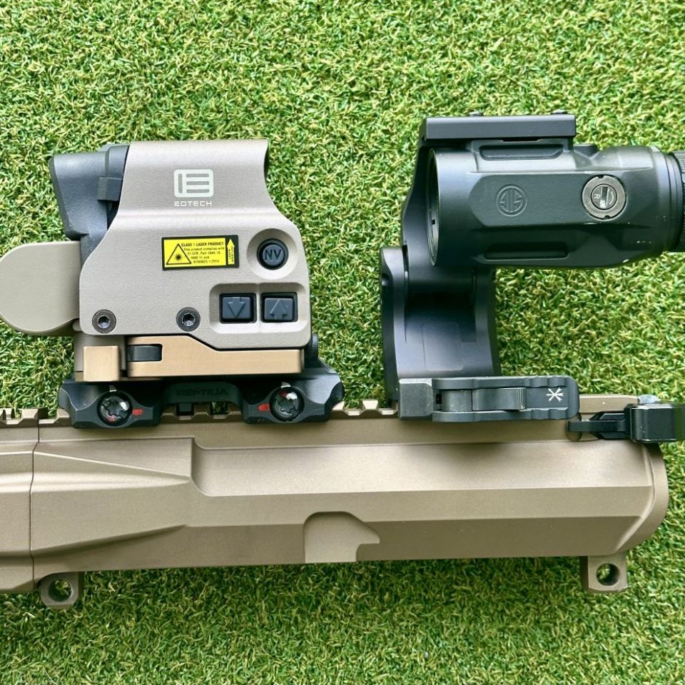 Image 1 - EOTECH EXP3-0 REMAINING