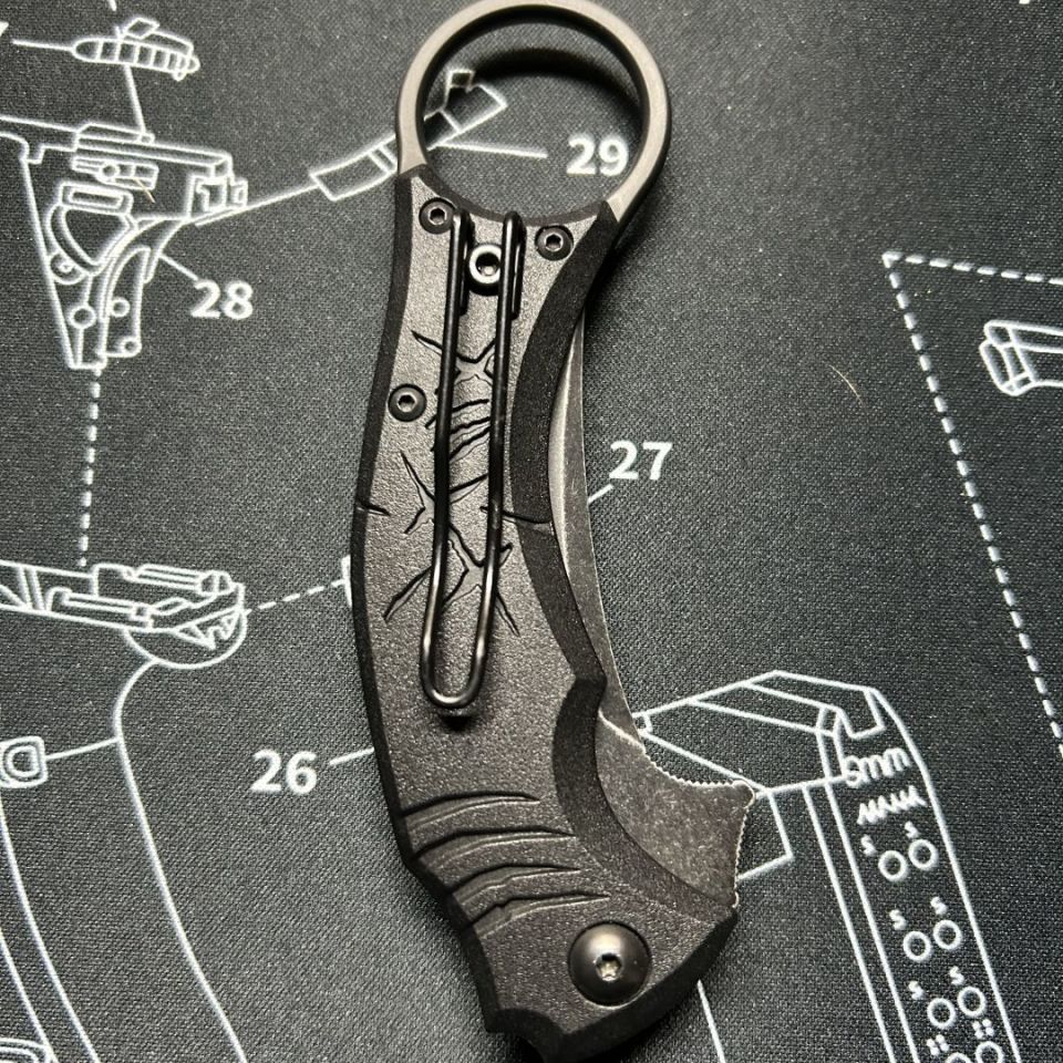 Image 3 - Bastinelli Mako folder