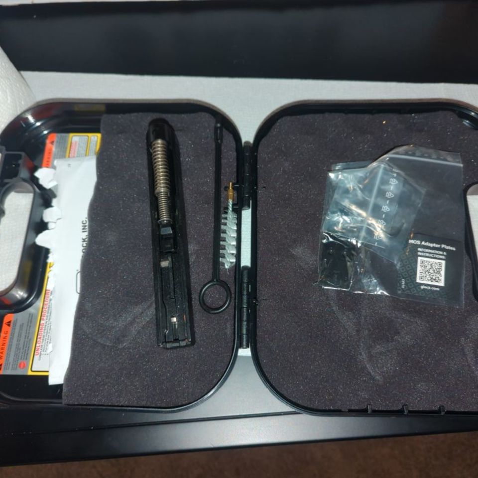 Image 4 - Glock 47 mos complete slide