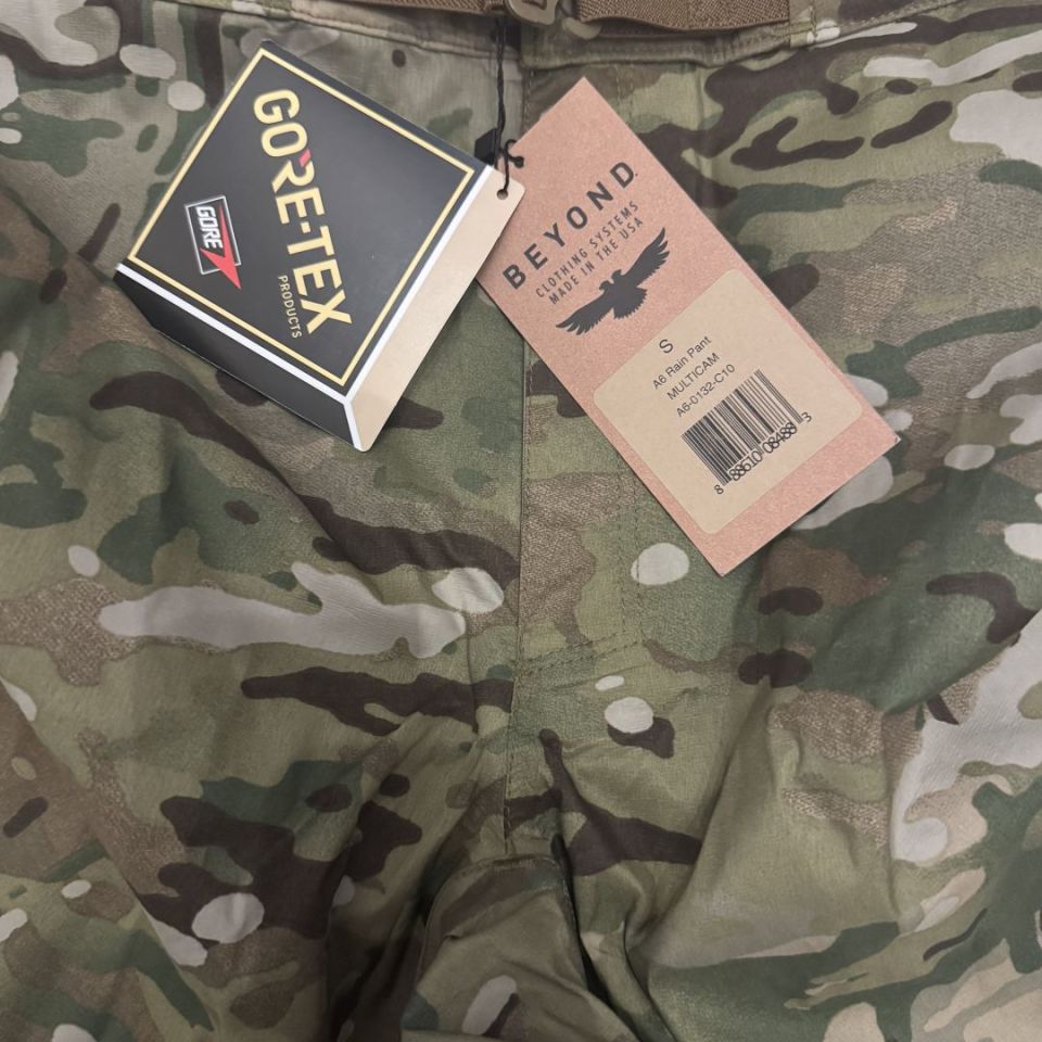 Image 2 - Beyond Clothing A6 Rain Pants 135$