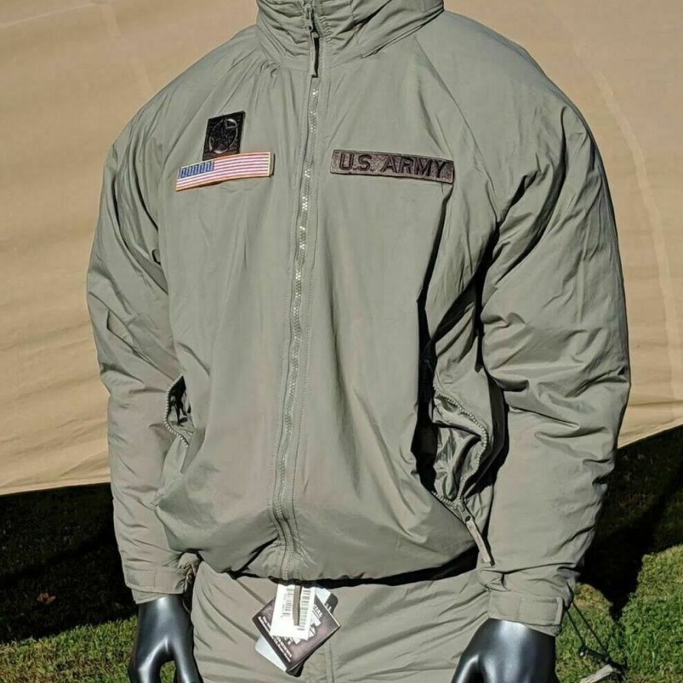 Image 1 - Gen 3 ECWCS Lvl 7 Set NEW (M)