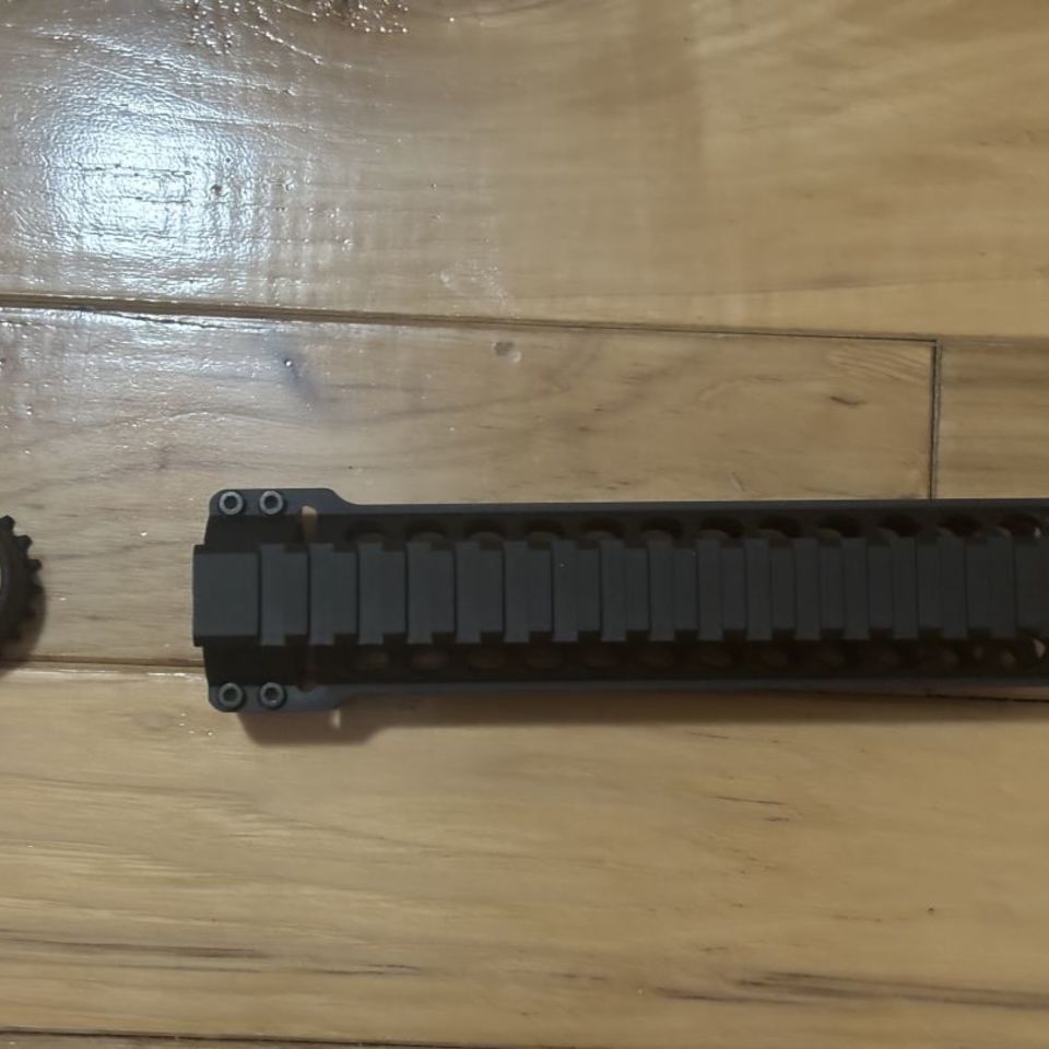 Image 3 - 7” AR rail