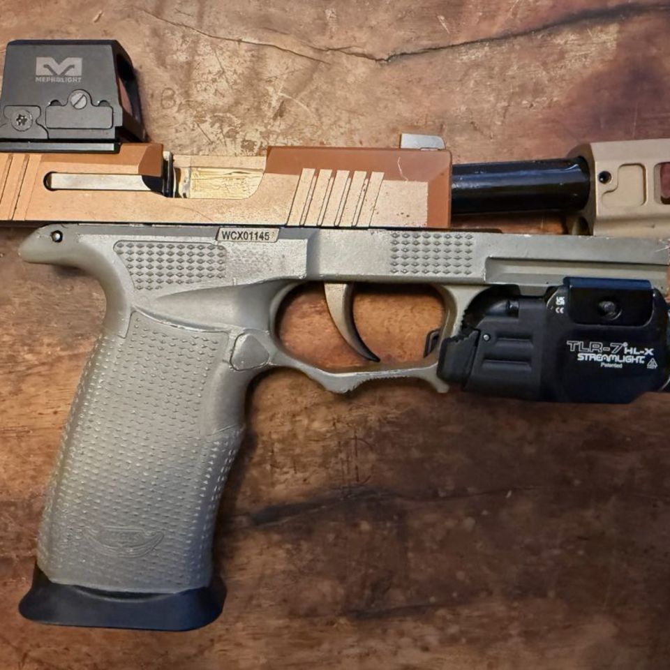 Image 2 - P365 with Comp and Icarus Air 