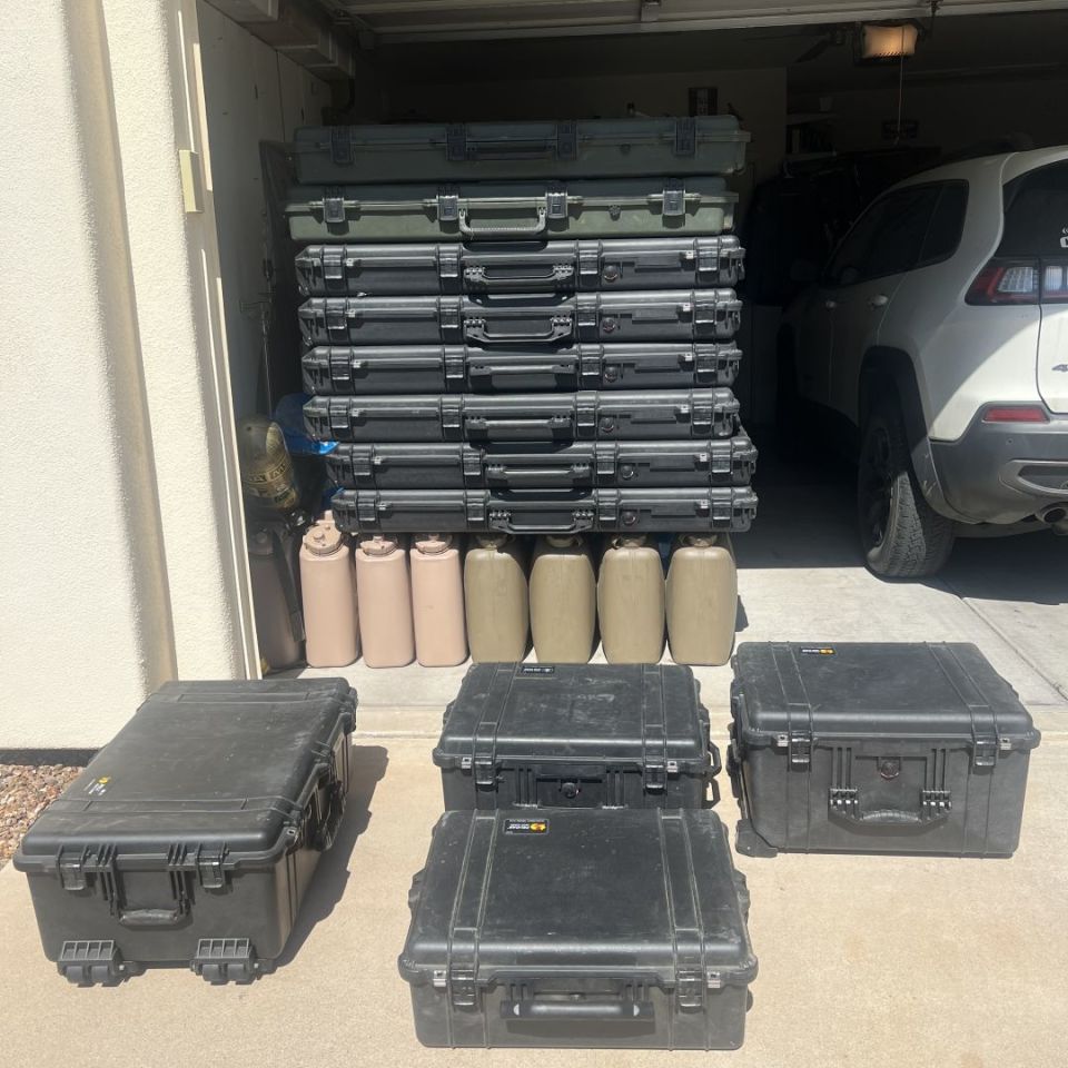 Image 4 - Pelican 1550s no foam, $50 local only. Have lots of other models.