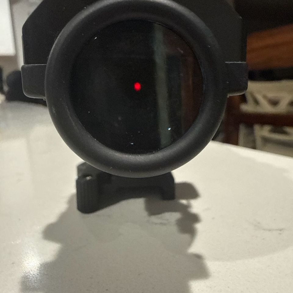 Image 2 - Acog TA31F in Larue mount 