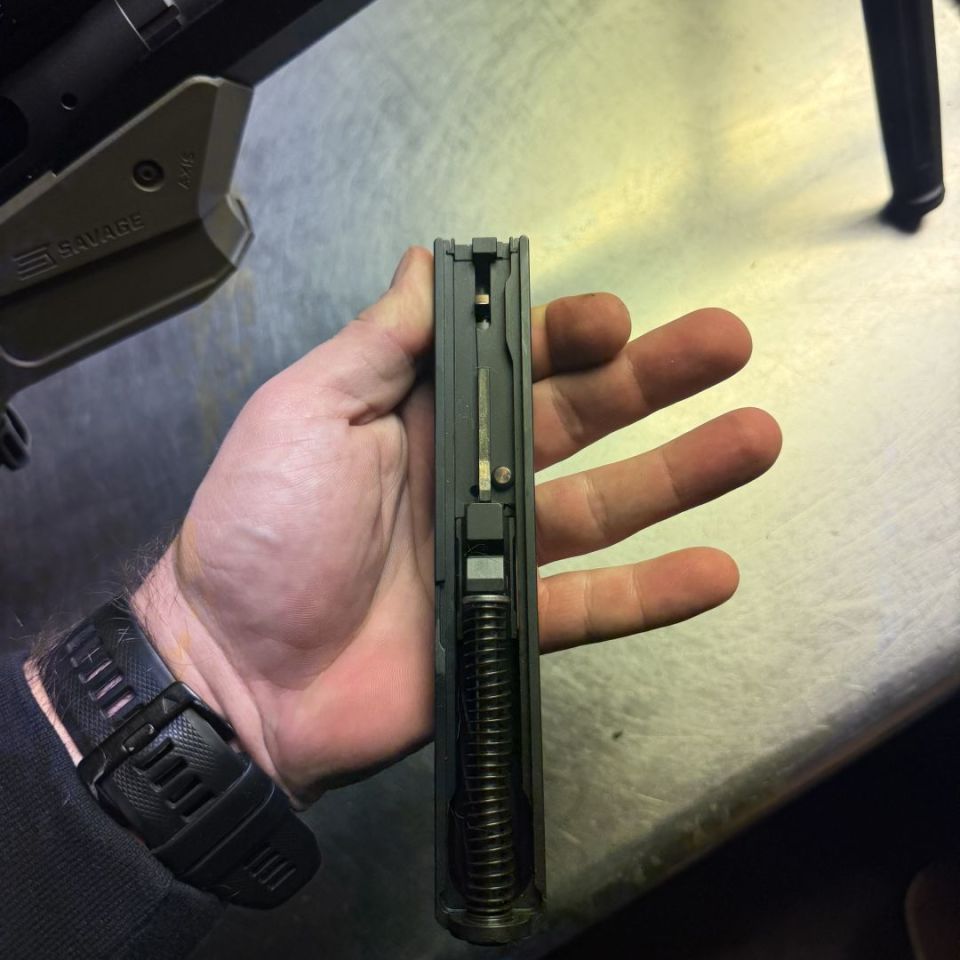 Image 4 - Shadow Systems MR920 slide 