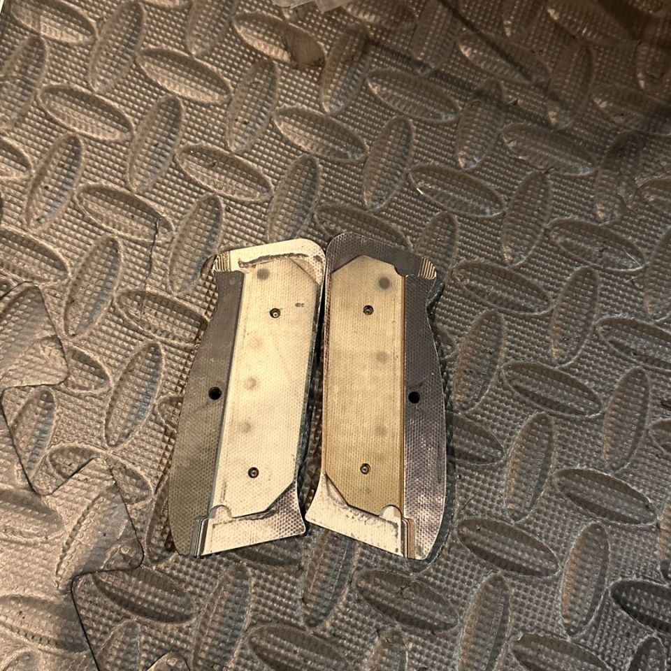 Image 2 - CZ Grips VZ Operator