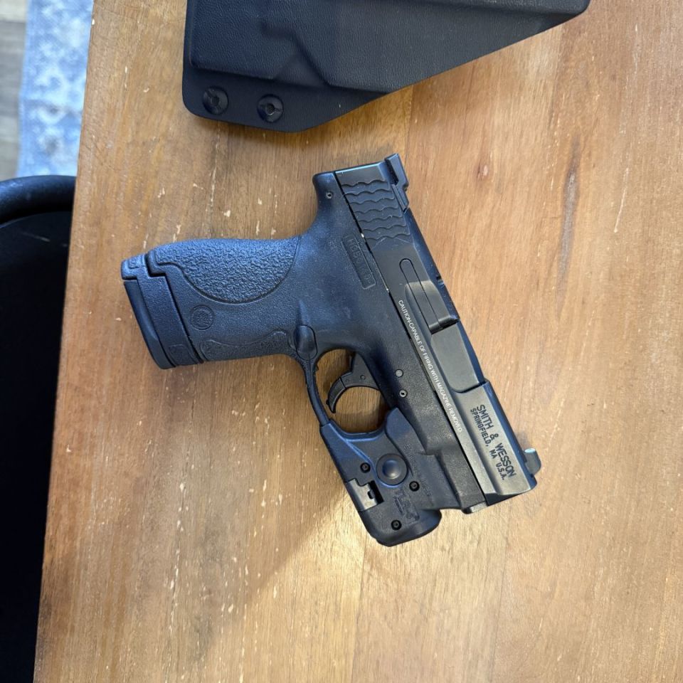 Image 2 - S&w shield 9mm