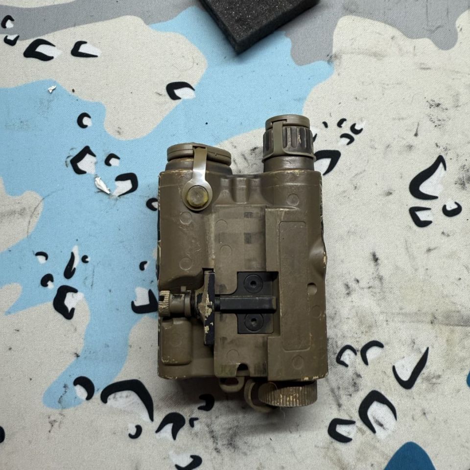 Image 4 - Peq 15’s