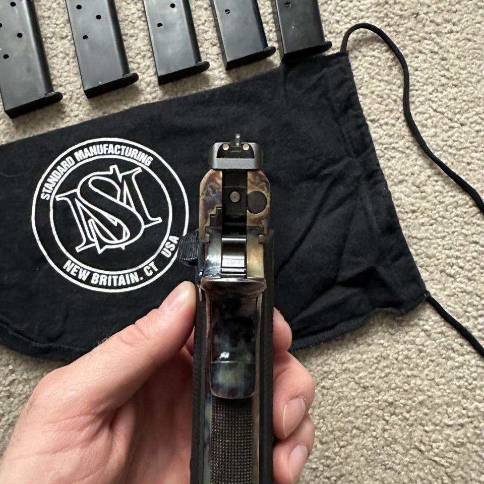 Image 4 - Standard Mfg. 1911 .45 auto