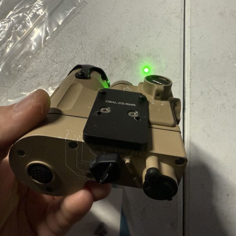 Image 2 - Dbal D2/Farrowtac rmr mount