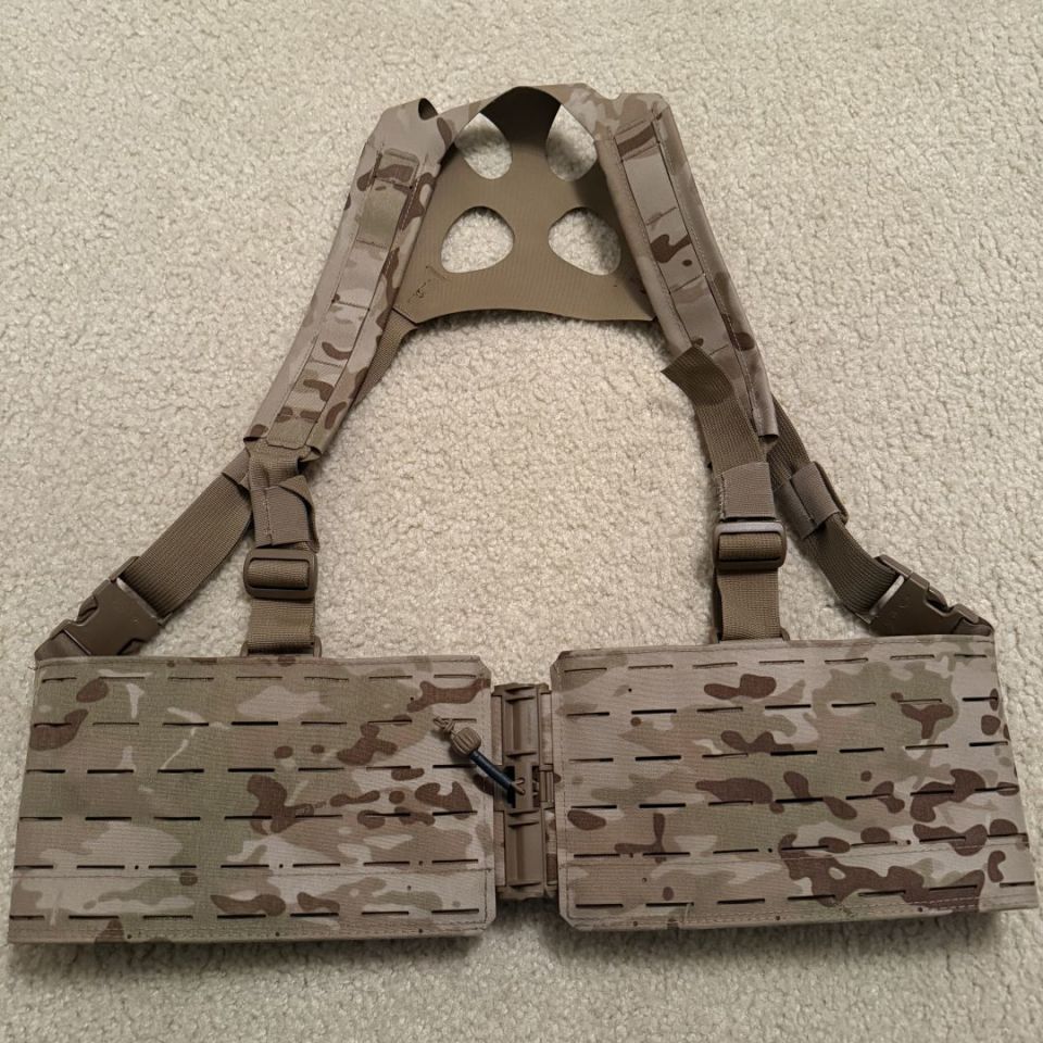 Image 1 - Esstac Bushboar 5.56 chest rig