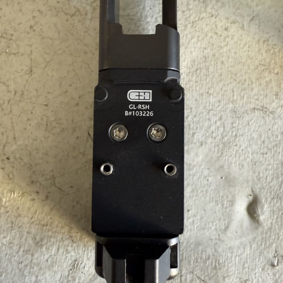 Image 2 - Glock 17 g3 complete MOS slide