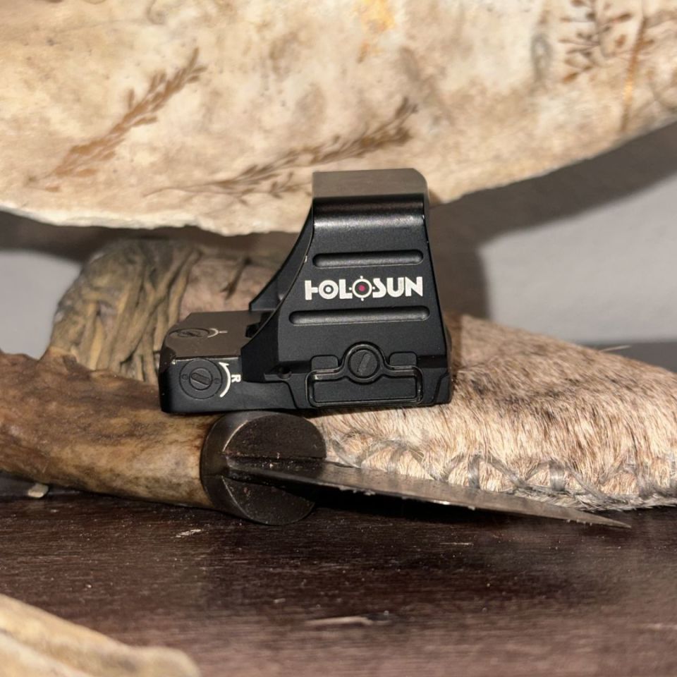 Image 1 - Holosun 507 Comp