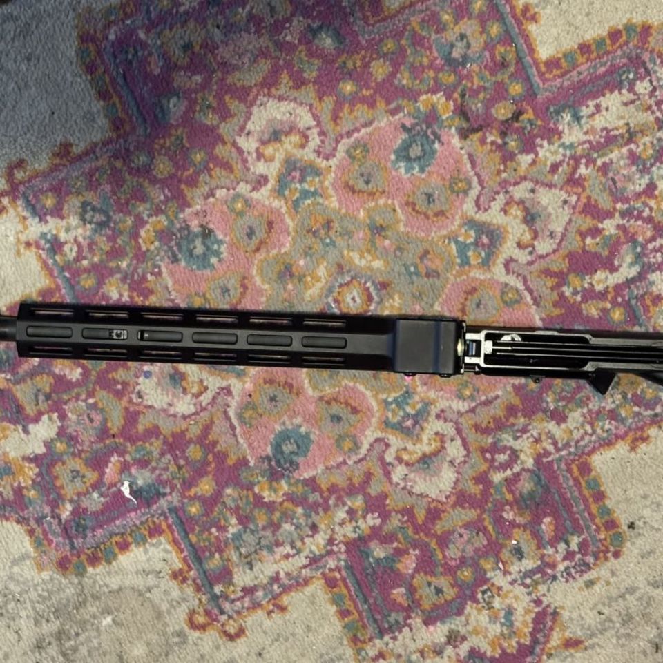 Image 4 - Geissele SD mod 1 upper 13.9”