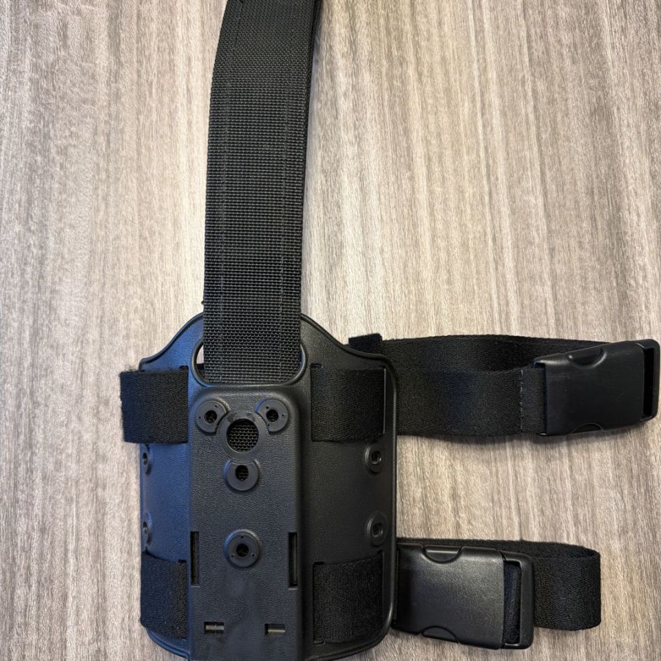 Image 1 - Safariland Leg Shroud 