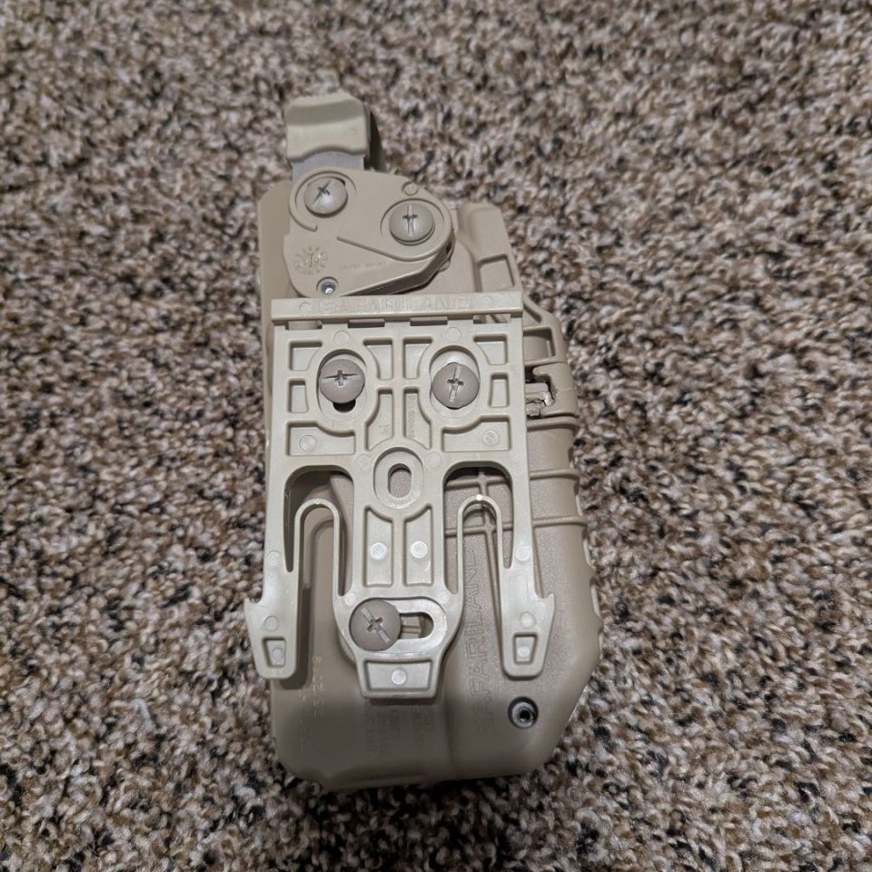 Image 2 - Safariland M17 Holster