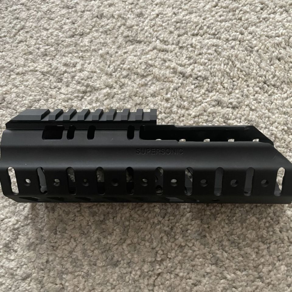 Image 3 - Altrd LVAW Rattler Handguard