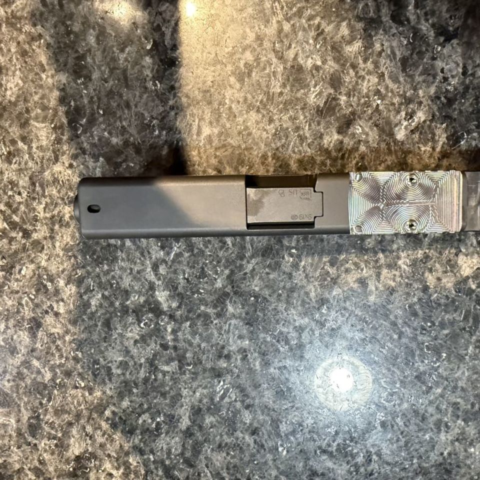 Image 2 - Glock 19 Gen 4 Slide