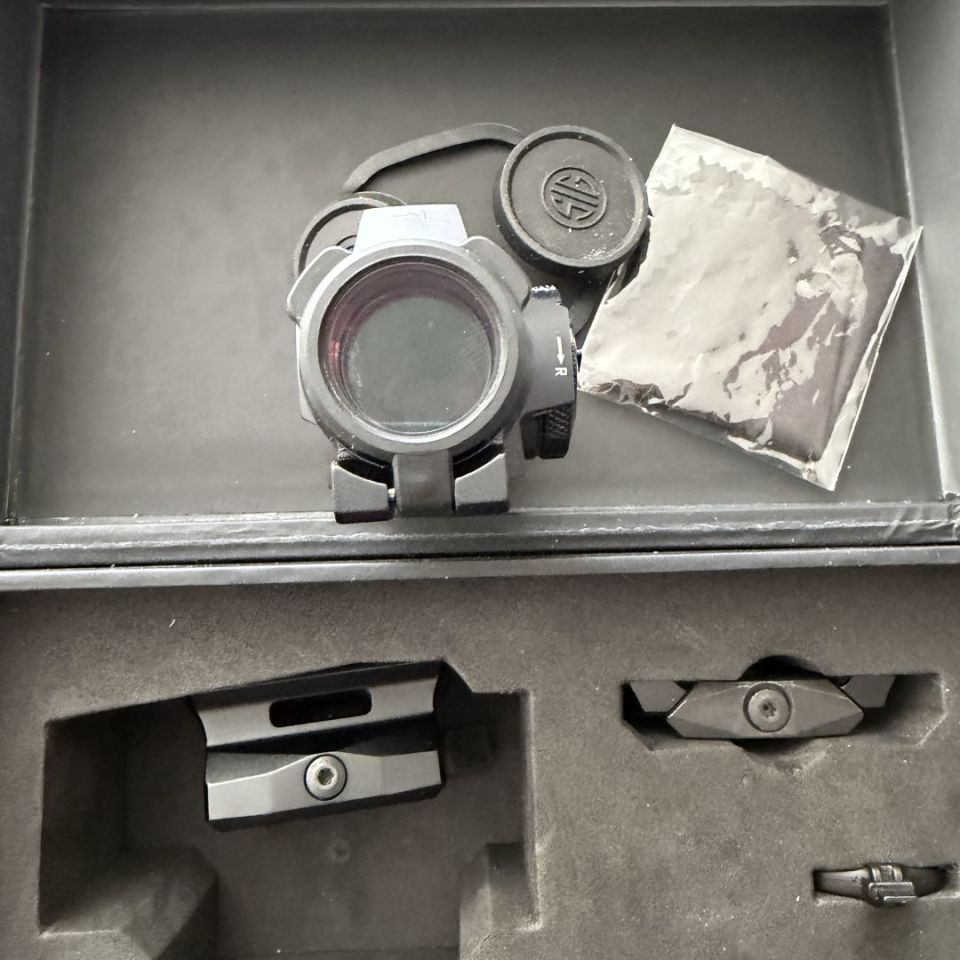 Image 3 - New Romeo 4H red. Cheap 