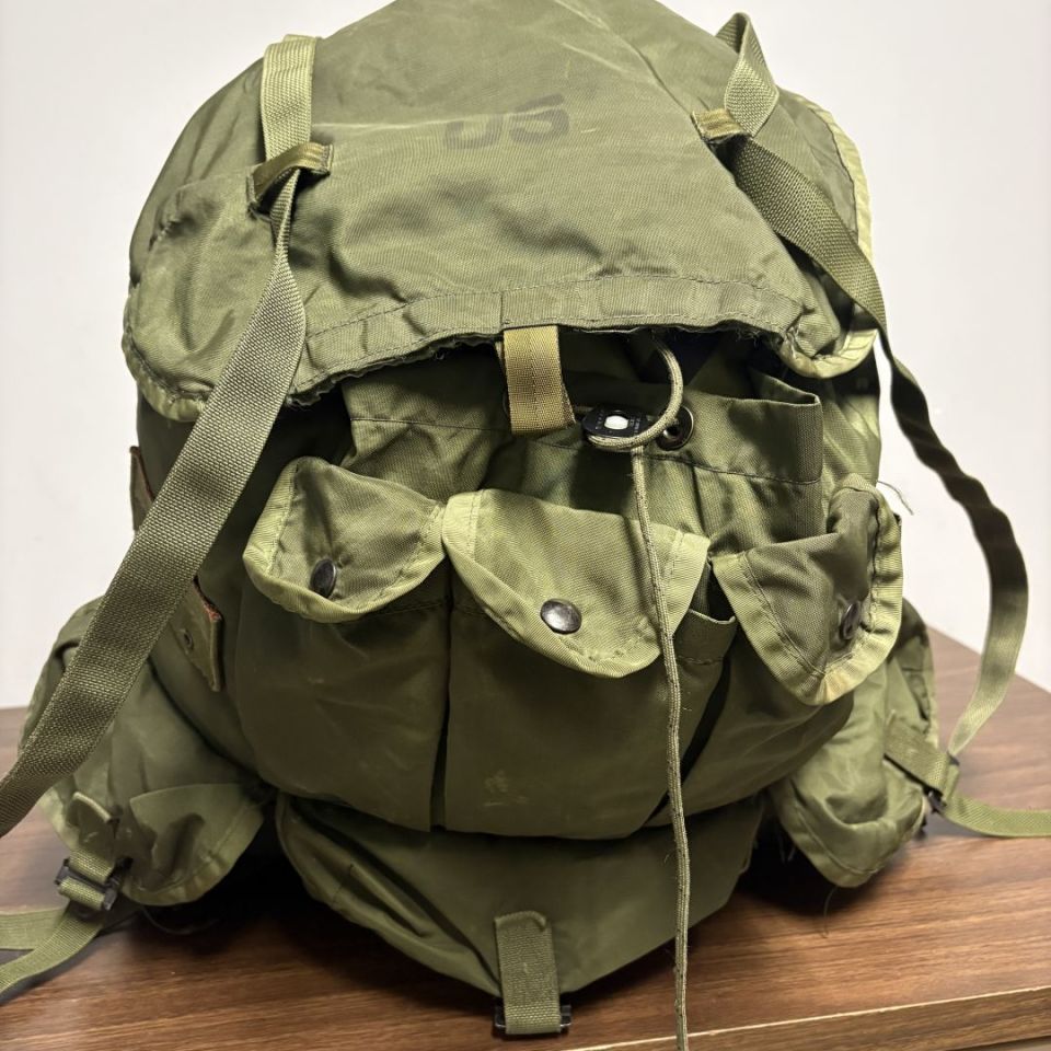 Image 4 - ALICE pack/frame