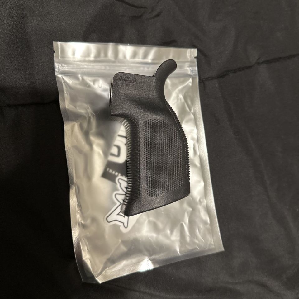 Image 2 - Driven Arms VCG Grip 