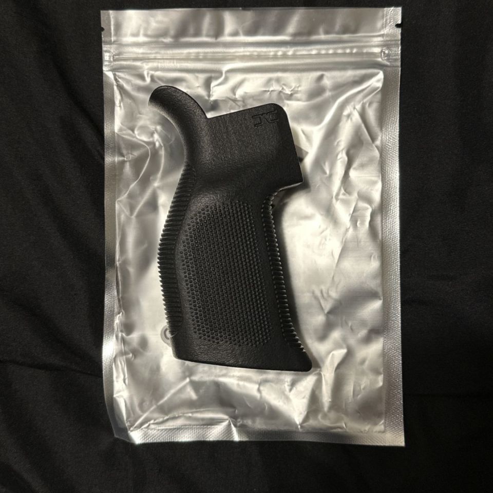 Image 1 - Driven Arms VCG Grip 