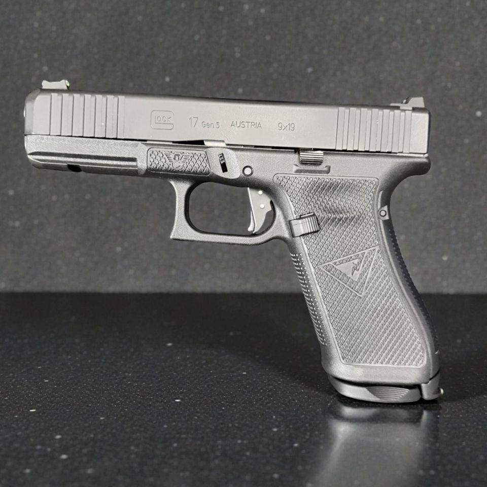 Image 1 - Wilson Combat Vickers G17