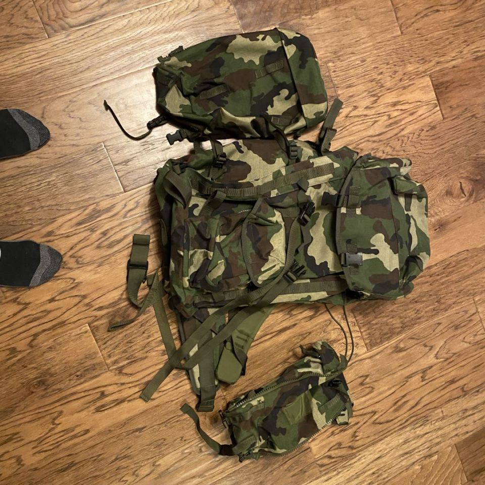 Image 3 - Irish DPM chest rig and ruck