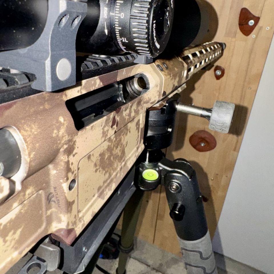 Image 2 - Sig Cross Magnum 300win