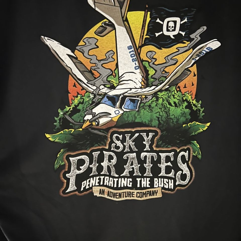 Image 3 - 3 Q LLC XL Shirts ALL NEW