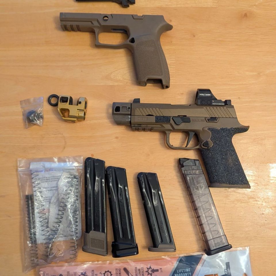 Image 2 - P320 and kit