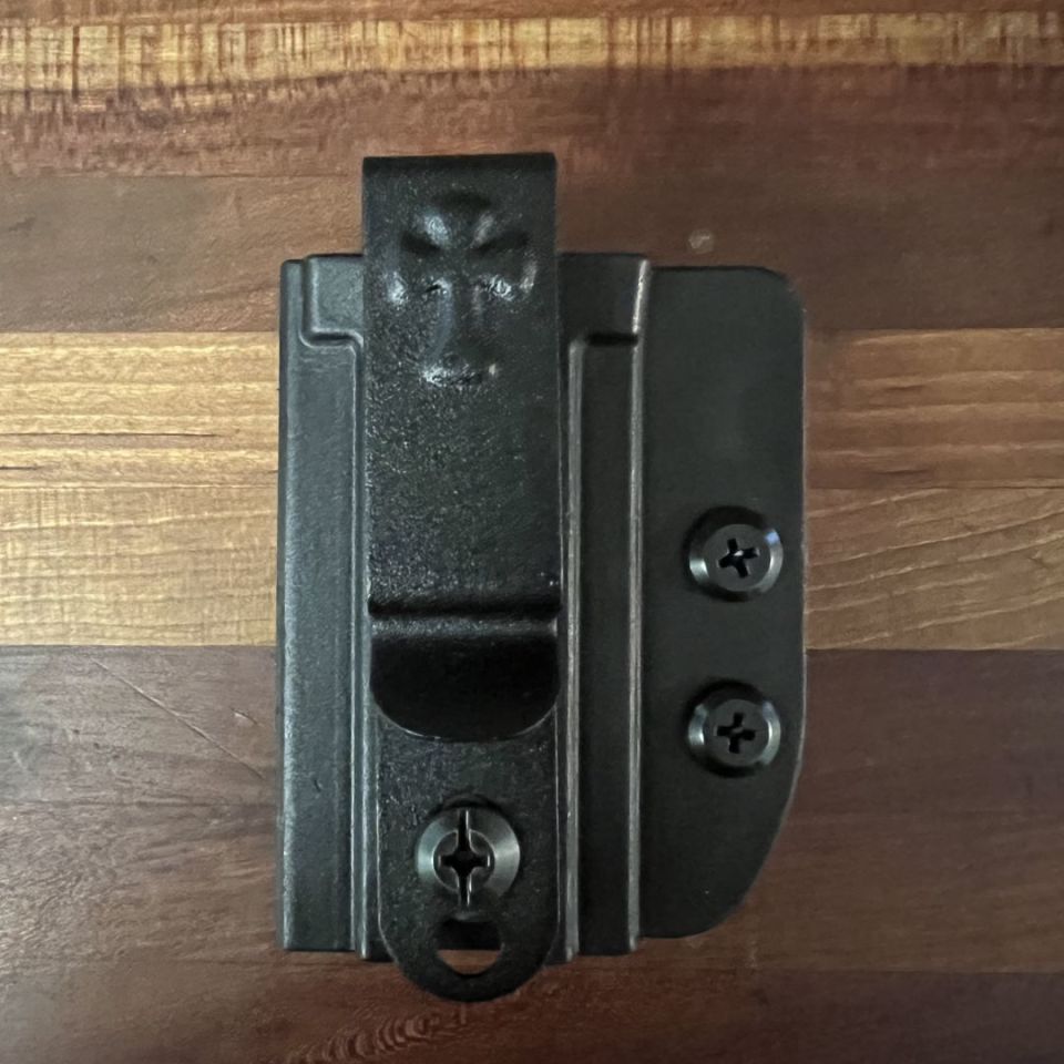 Image 1 - Crossbreed - Accomplice