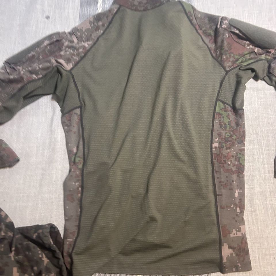 Image 5 - South Korean Combat Shirt/pant