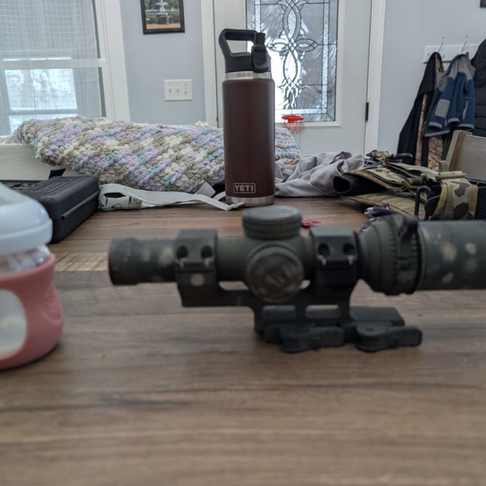 Image 1 - Razor HD E 1-6