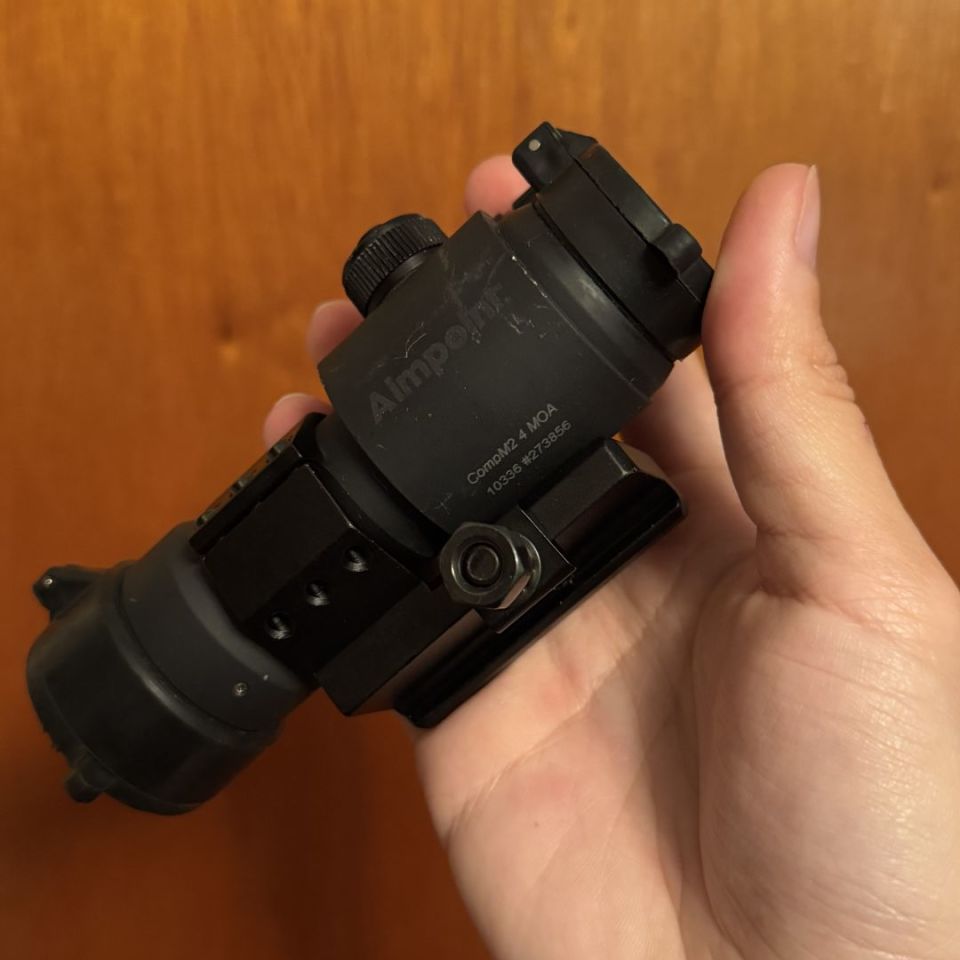 Image 5 - Aimpoint CompM2