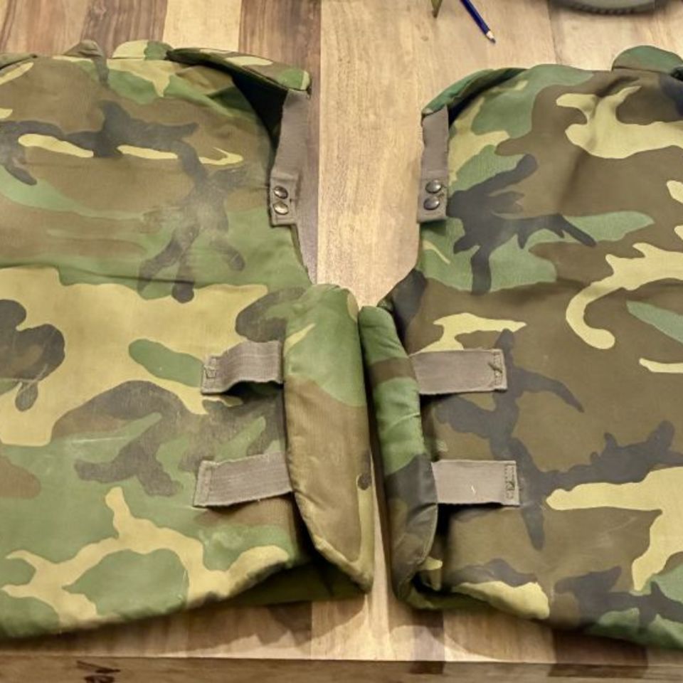 Image 2 - Flak jackets 