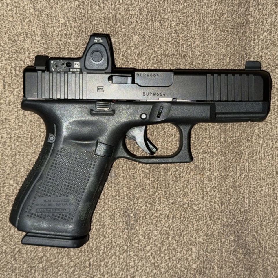 Image 2 - Glock 19 Gen 5 with RMR RM06