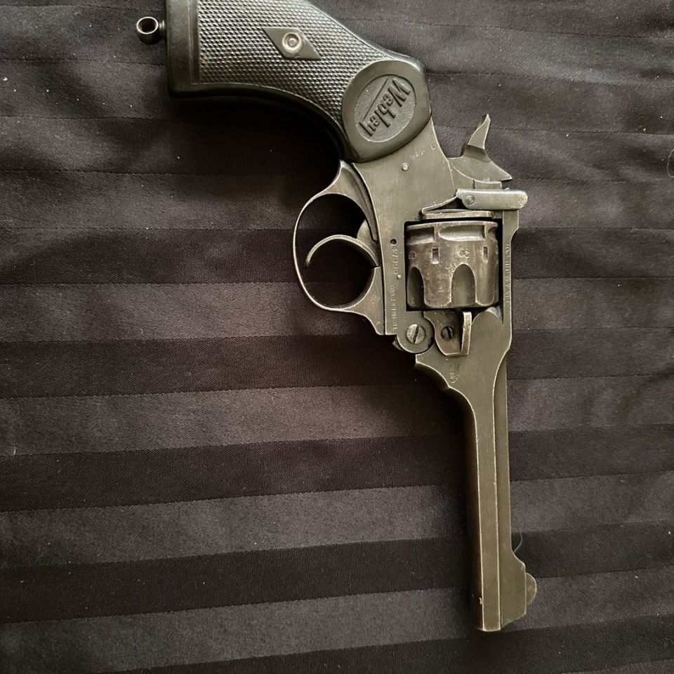 Image 2 - Webley mkIV
