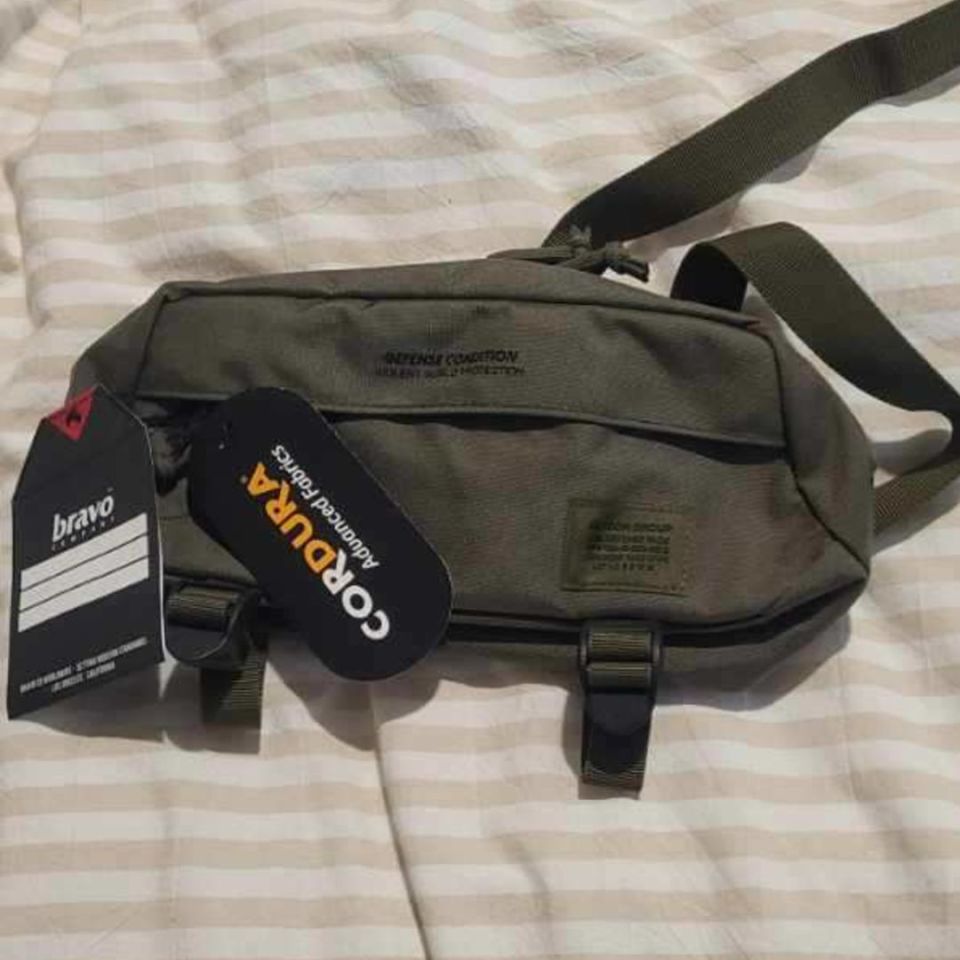 Image 3 - DEFCON fanny