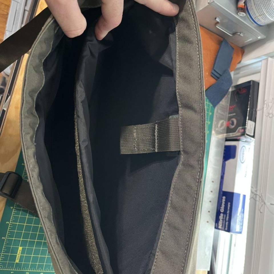 Image 3 - LBT MESSENGER BAG